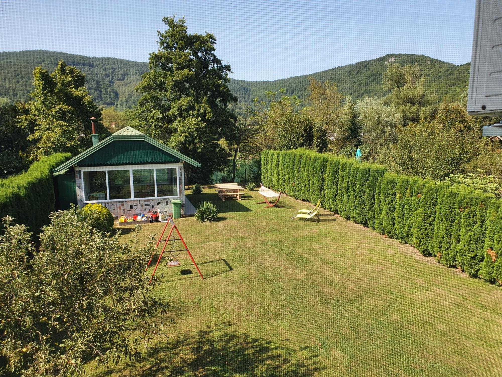 La Reina Una Bihac Exterior photo